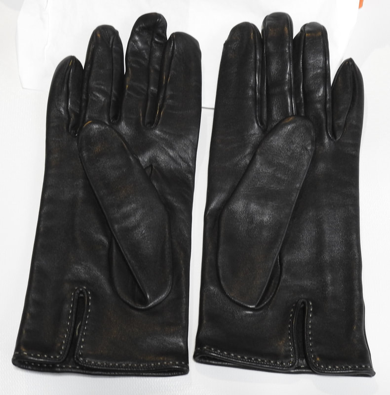 Picture of black lambskin leather gloves, designed by Hermes, womens size 8